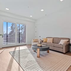 Serengeti Suite in Downtown Eagle