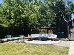 Off-Broadway - Modern w/outdoor haven