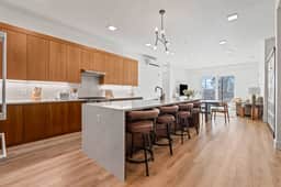 Serengeti Suite in Downtown Eagle