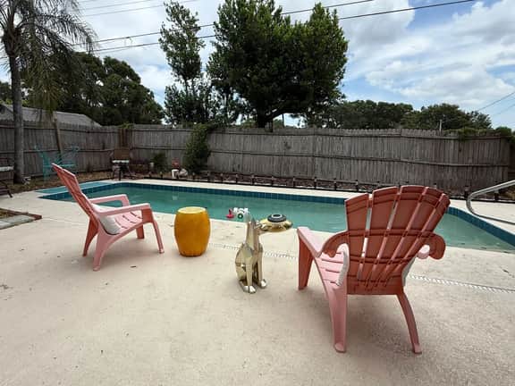 Captain's Cove with pool in Sunny Largo, FL