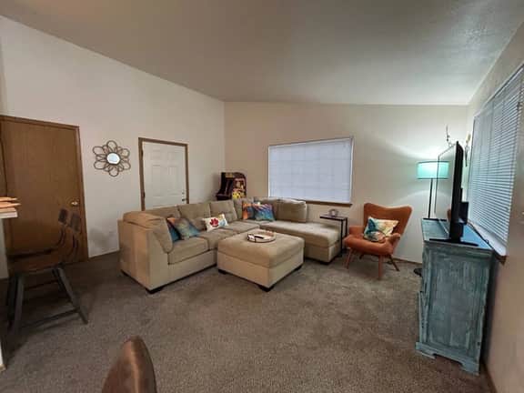 Clyde's Crib: Cozy Ms. Pac-Man minutes from I-84 and Hillcrest Country Club