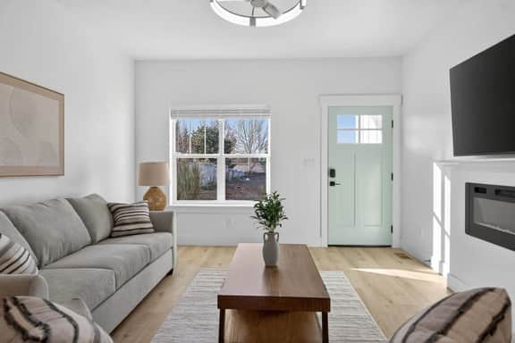Nampa's New Nest - The Solara 714